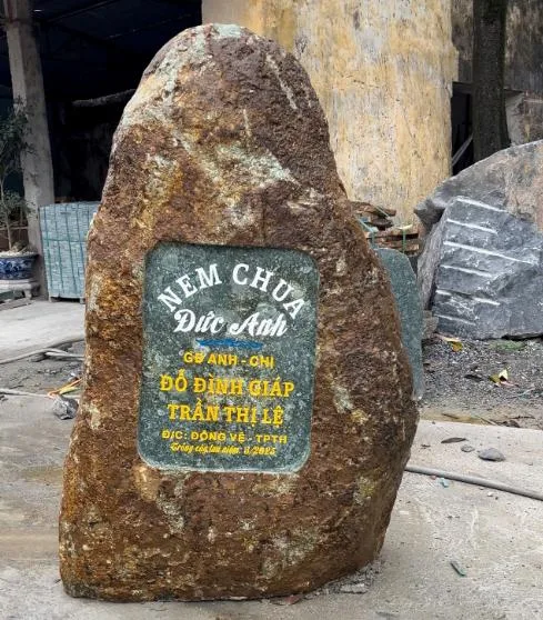 Biển Hiệu Đá Cuội, Khắc, Đục, Tạc